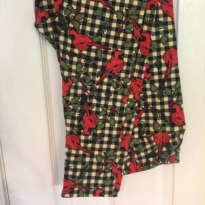 LuLaRoe TC2 Plaid Christmas Cardinal Leggings